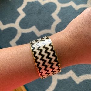 Kate Spade Enamel Black and White Chevron Bangle